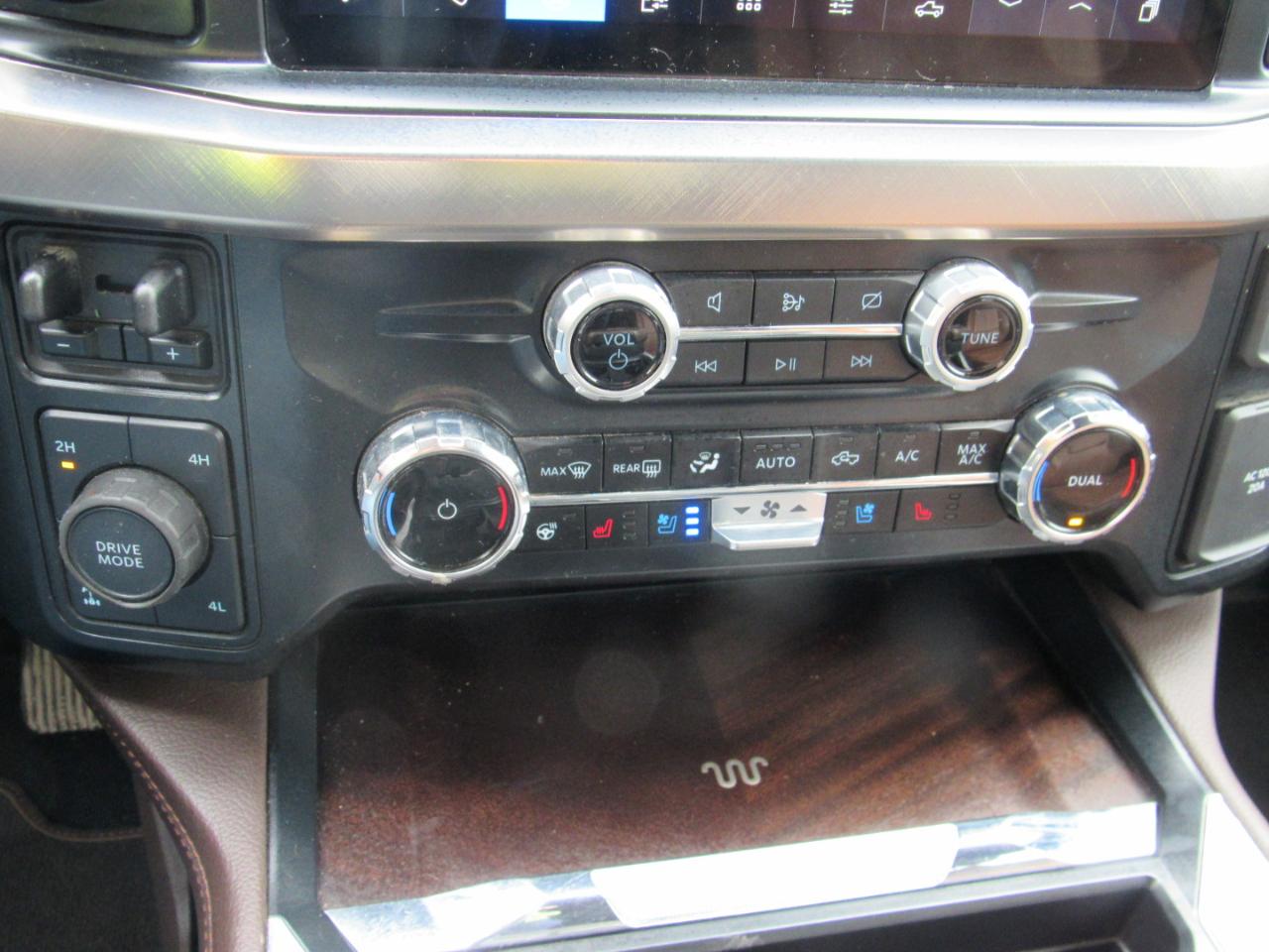 Ford Super Duty F-350 SRW  2024