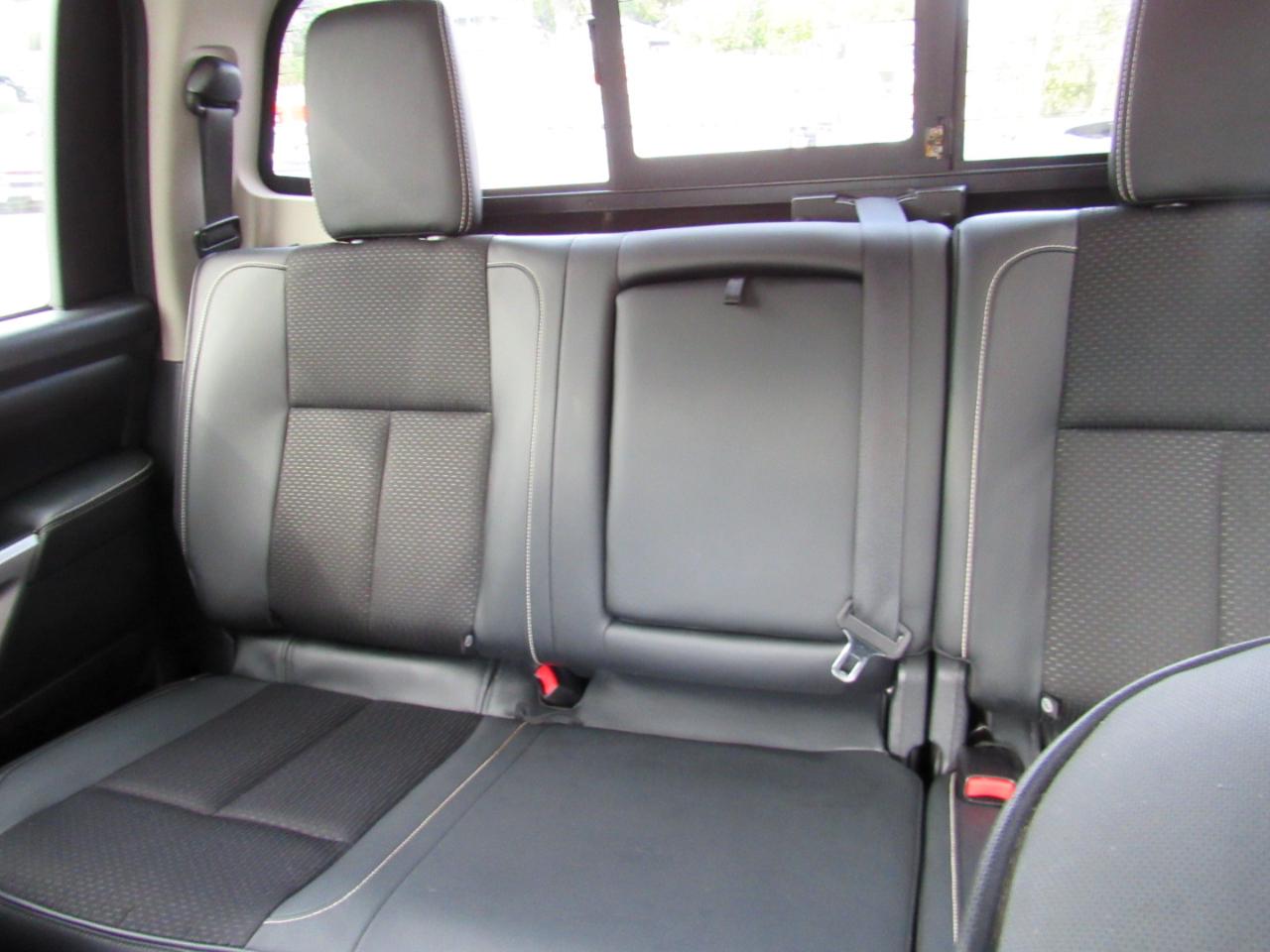 Nissan Titan PRO-4X Crew Cab 4WD 2017