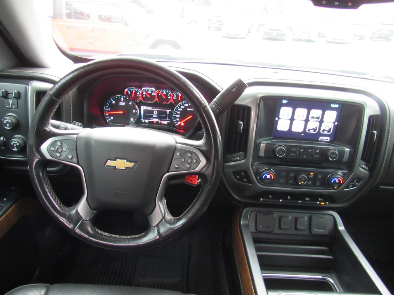 Chevrolet Silverado 1500 LTZ Crew Cab 4WD 2018