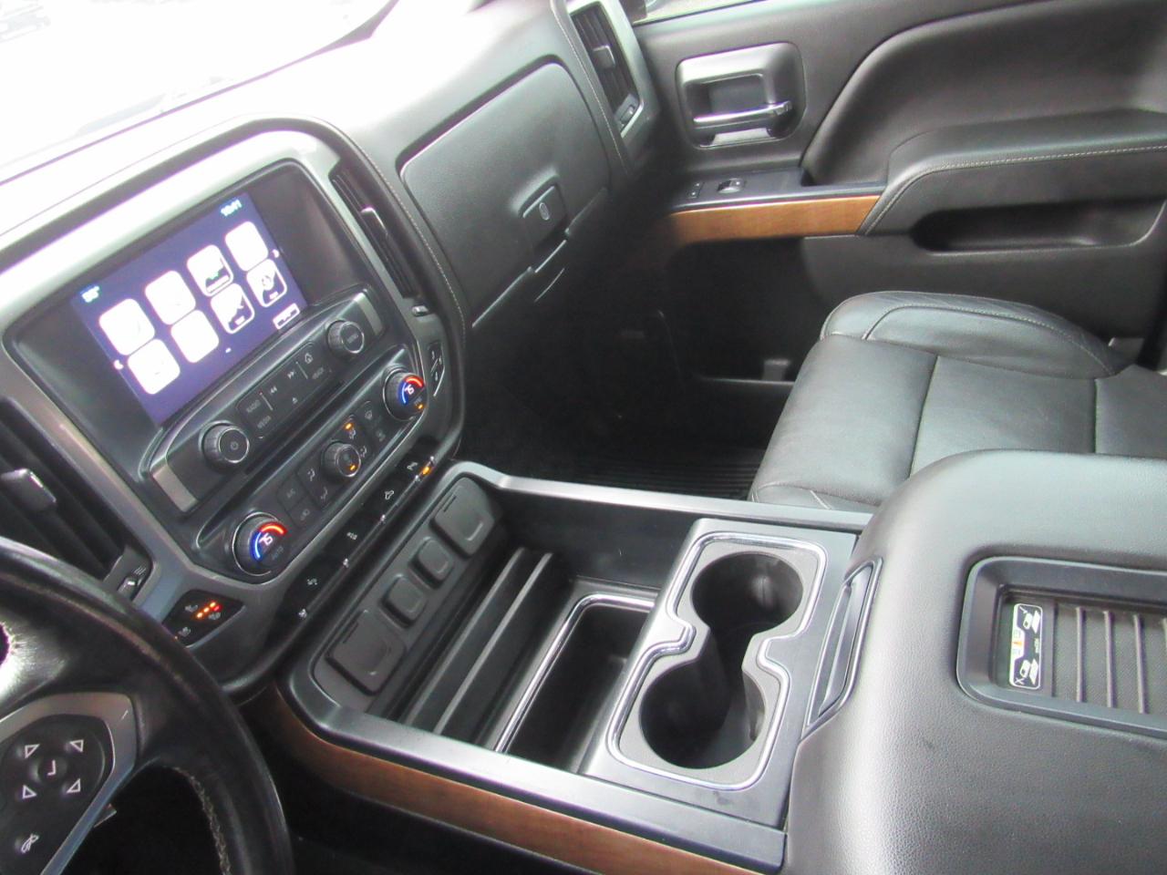 Chevrolet Silverado 1500 LTZ Crew Cab 4WD 2018