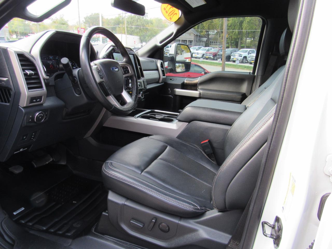 Ford Super Duty F-350 DRW  2022