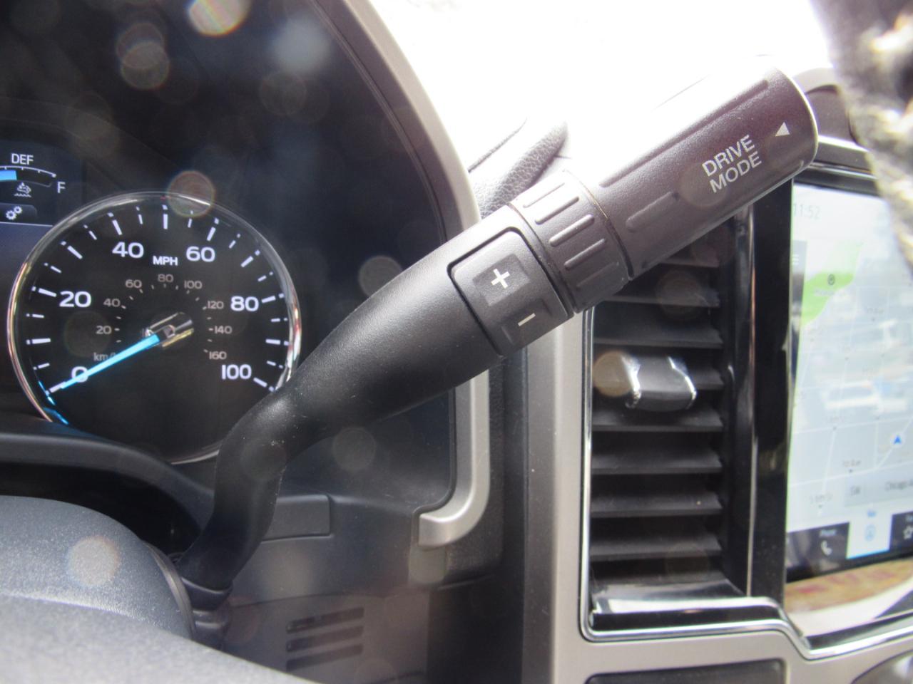 Ford Super Duty F-350 DRW  2022