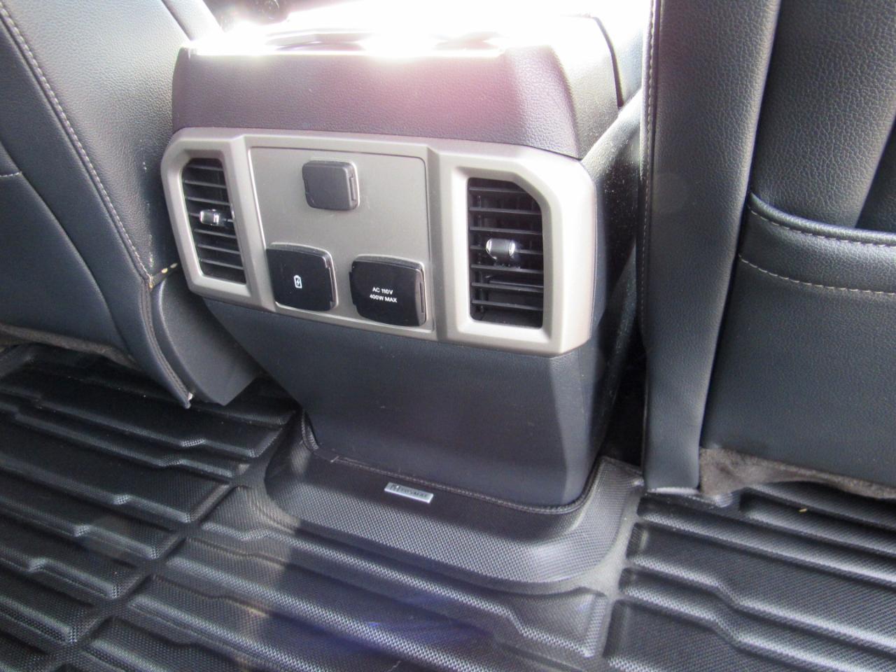 Ford Super Duty F-350 DRW  2022