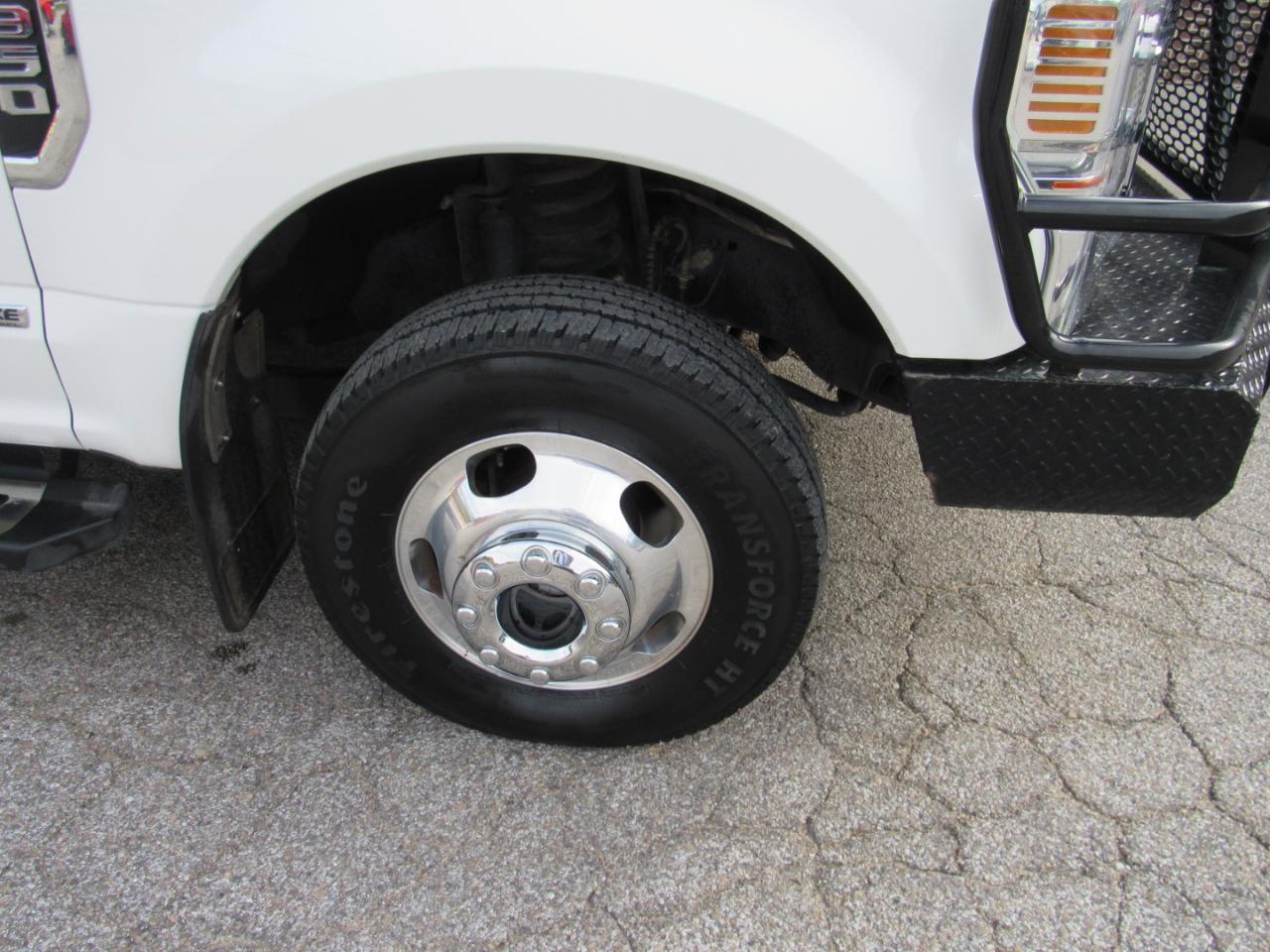 Ford Super Duty F-350 DRW  2022