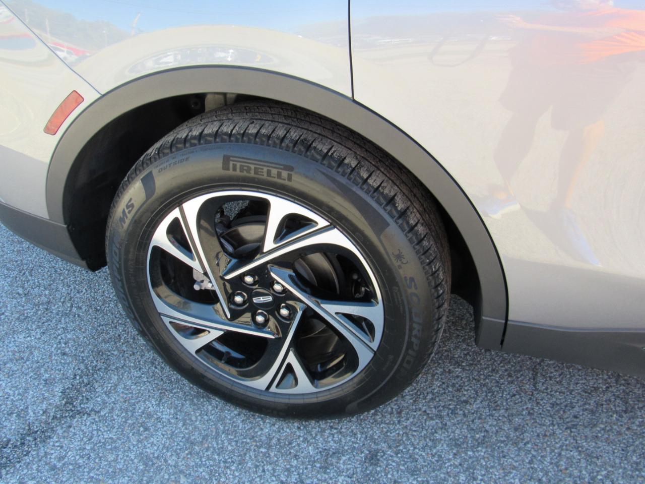 Lincoln Nautilus Premiere AWD 2025