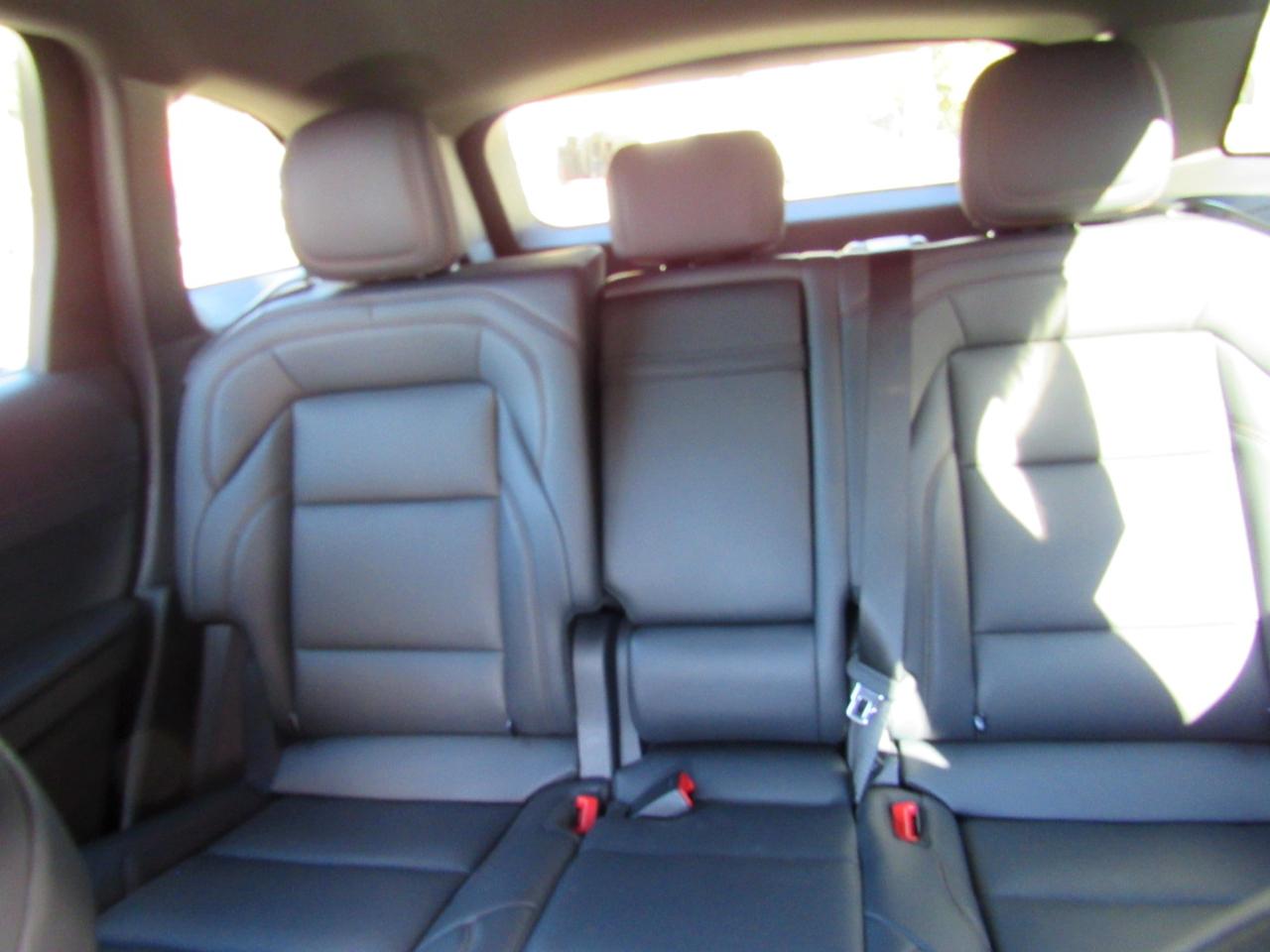 Lincoln Nautilus Premiere AWD 2025
