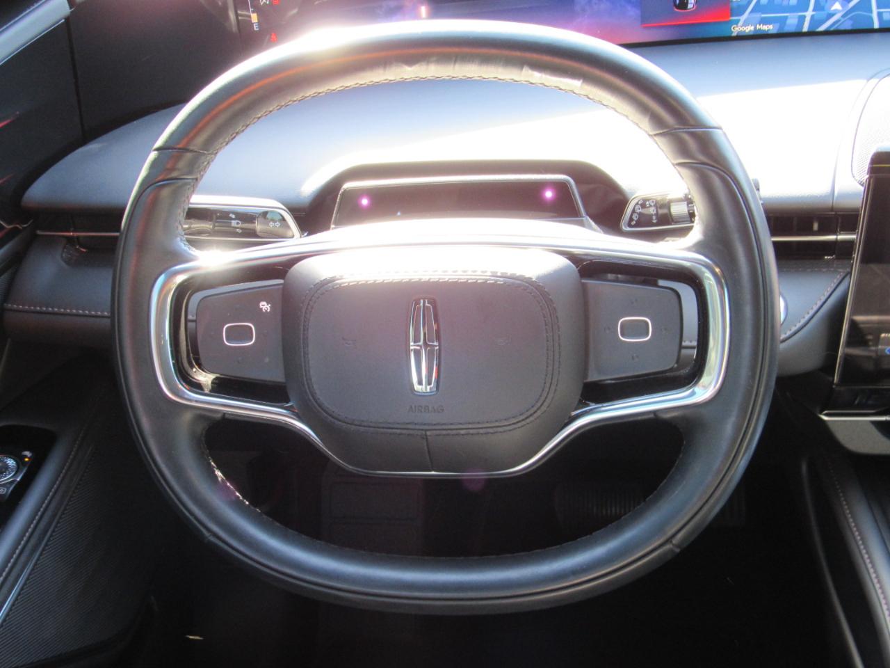 Lincoln Nautilus Premiere AWD 2025