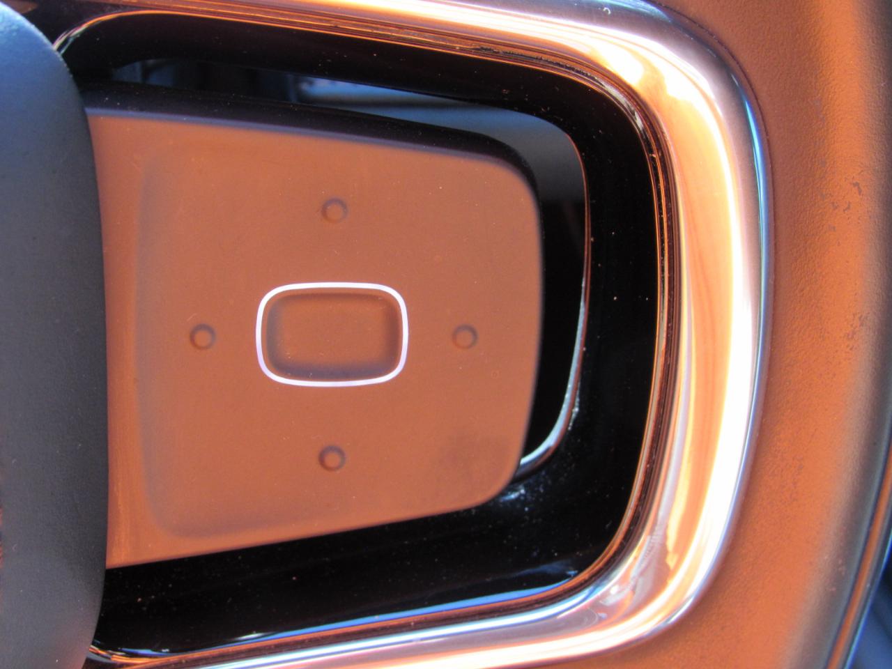 Lincoln Nautilus Premiere AWD 2025