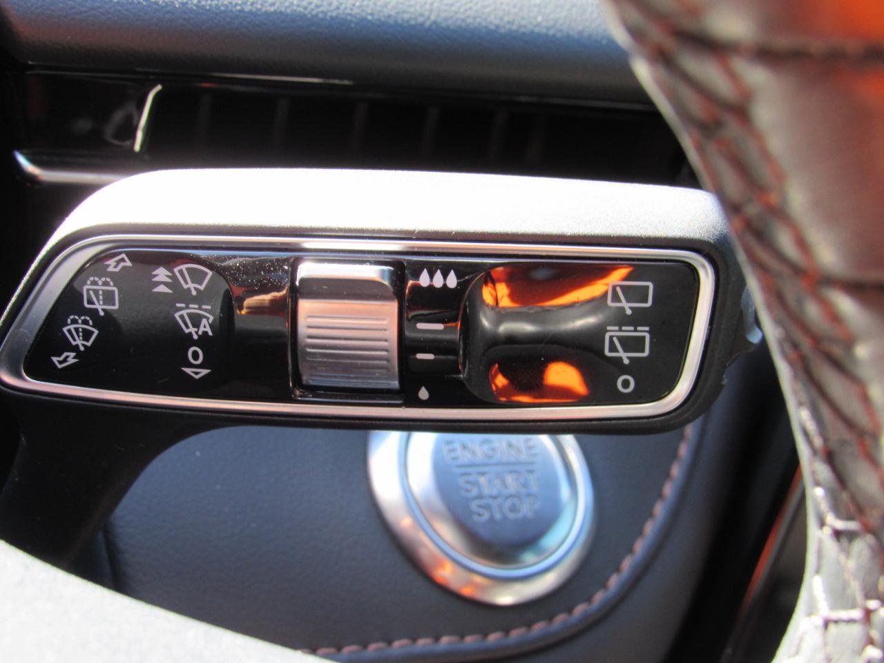 Lincoln Nautilus Premiere AWD 2025