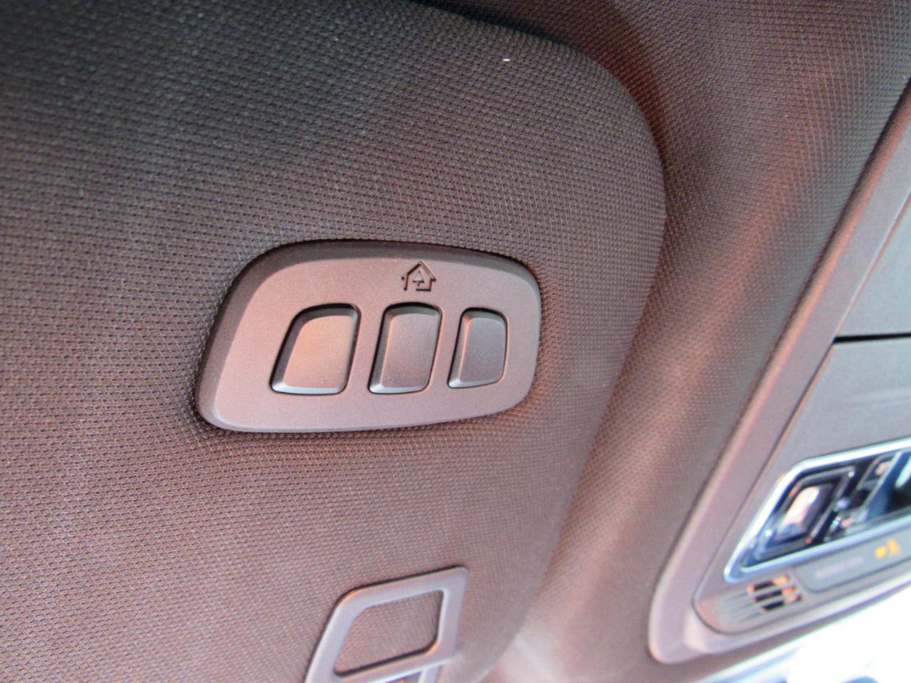 Lincoln Nautilus Premiere AWD 2025