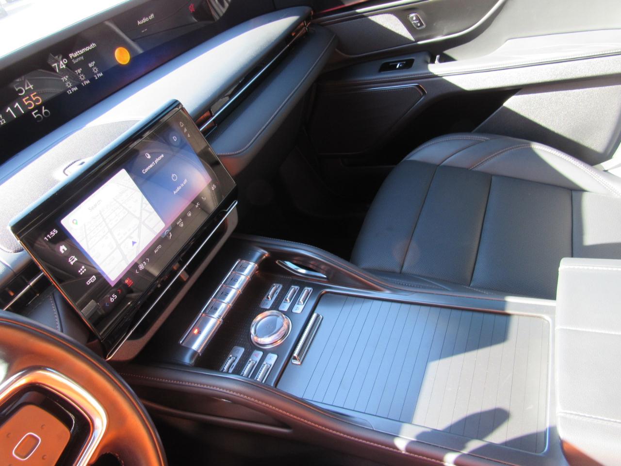 Lincoln Nautilus Premiere AWD 2025