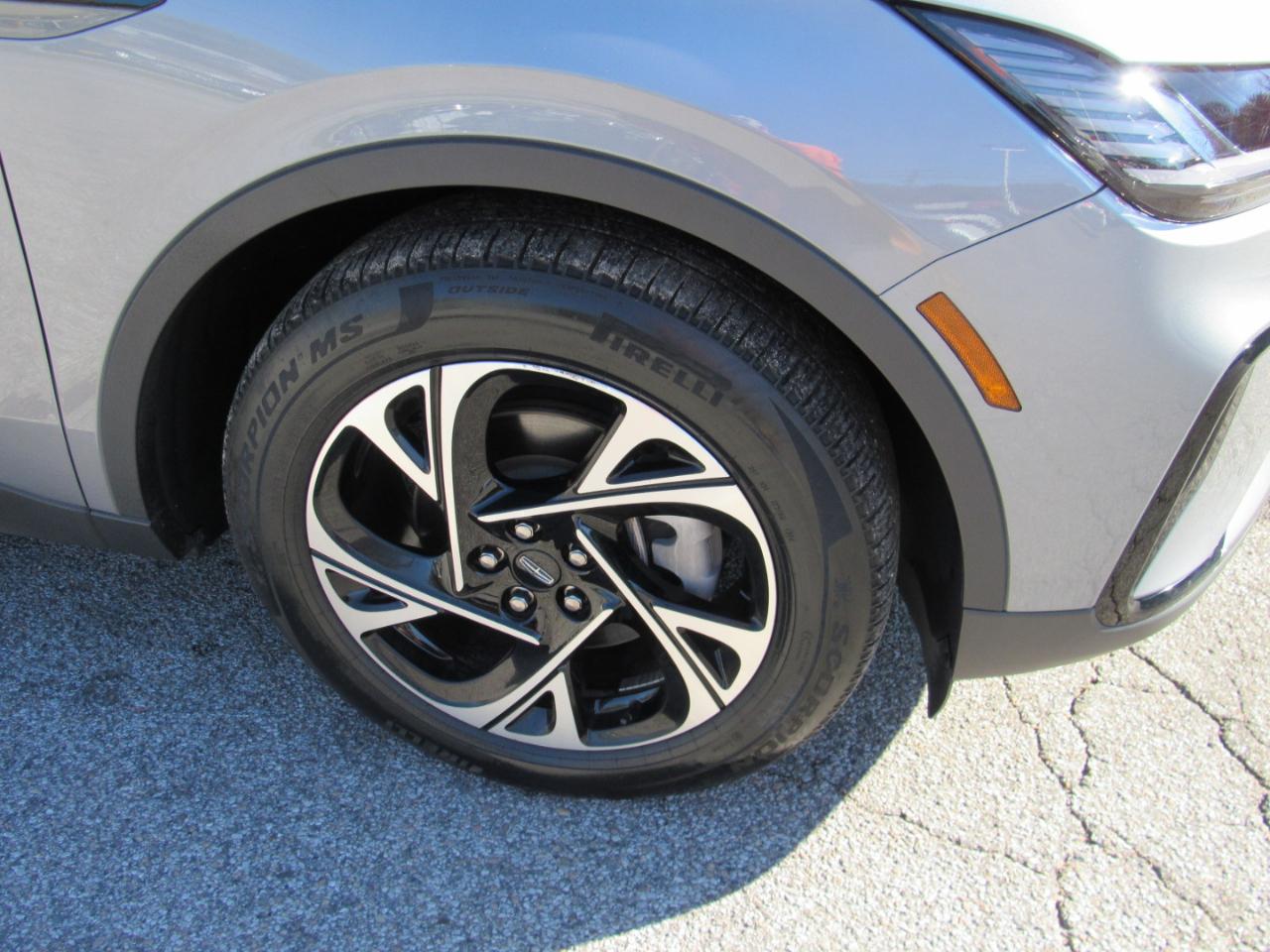 Lincoln Nautilus Premiere AWD 2025