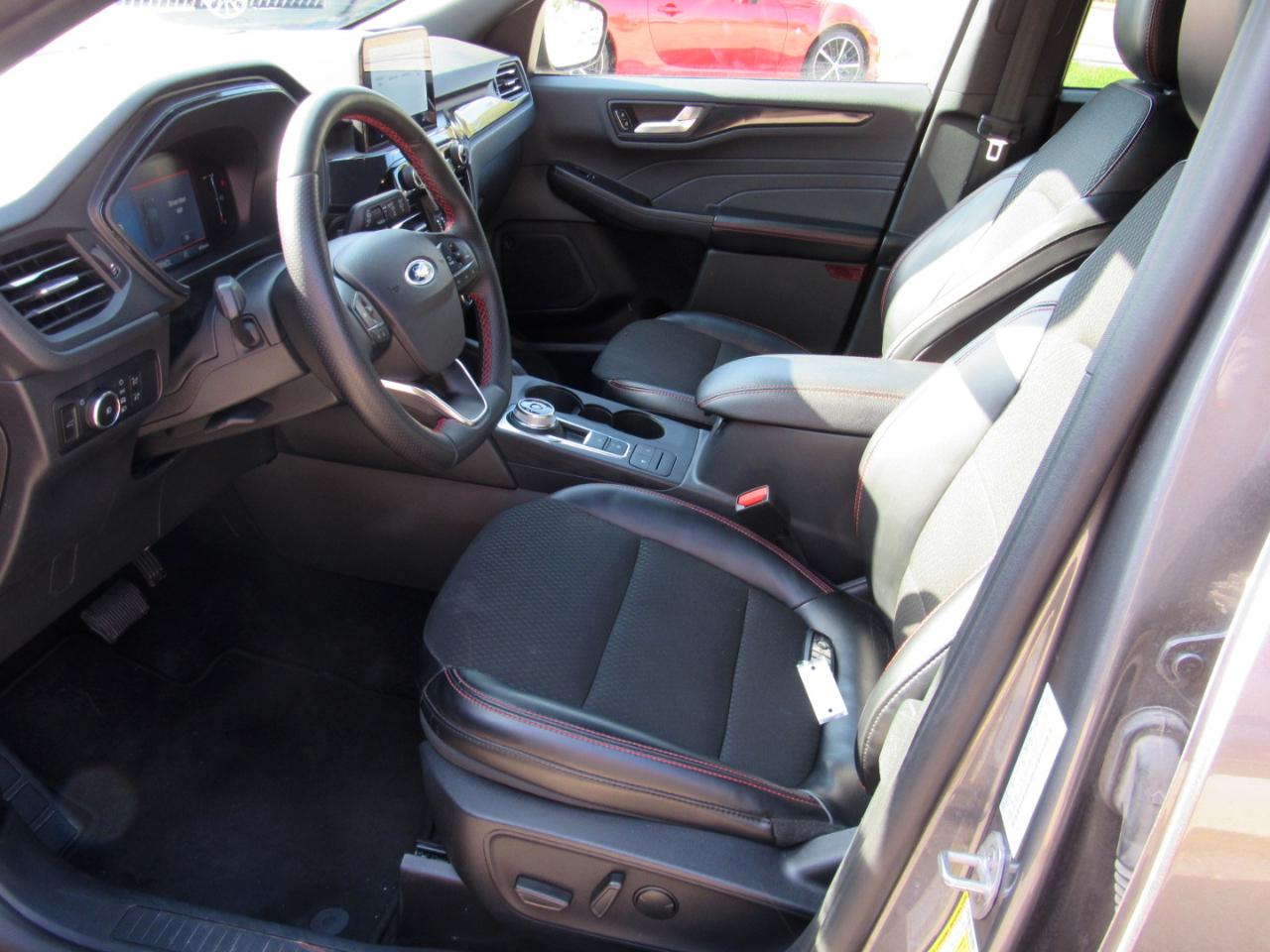 Ford Escape ST-Line Select AWD 2025