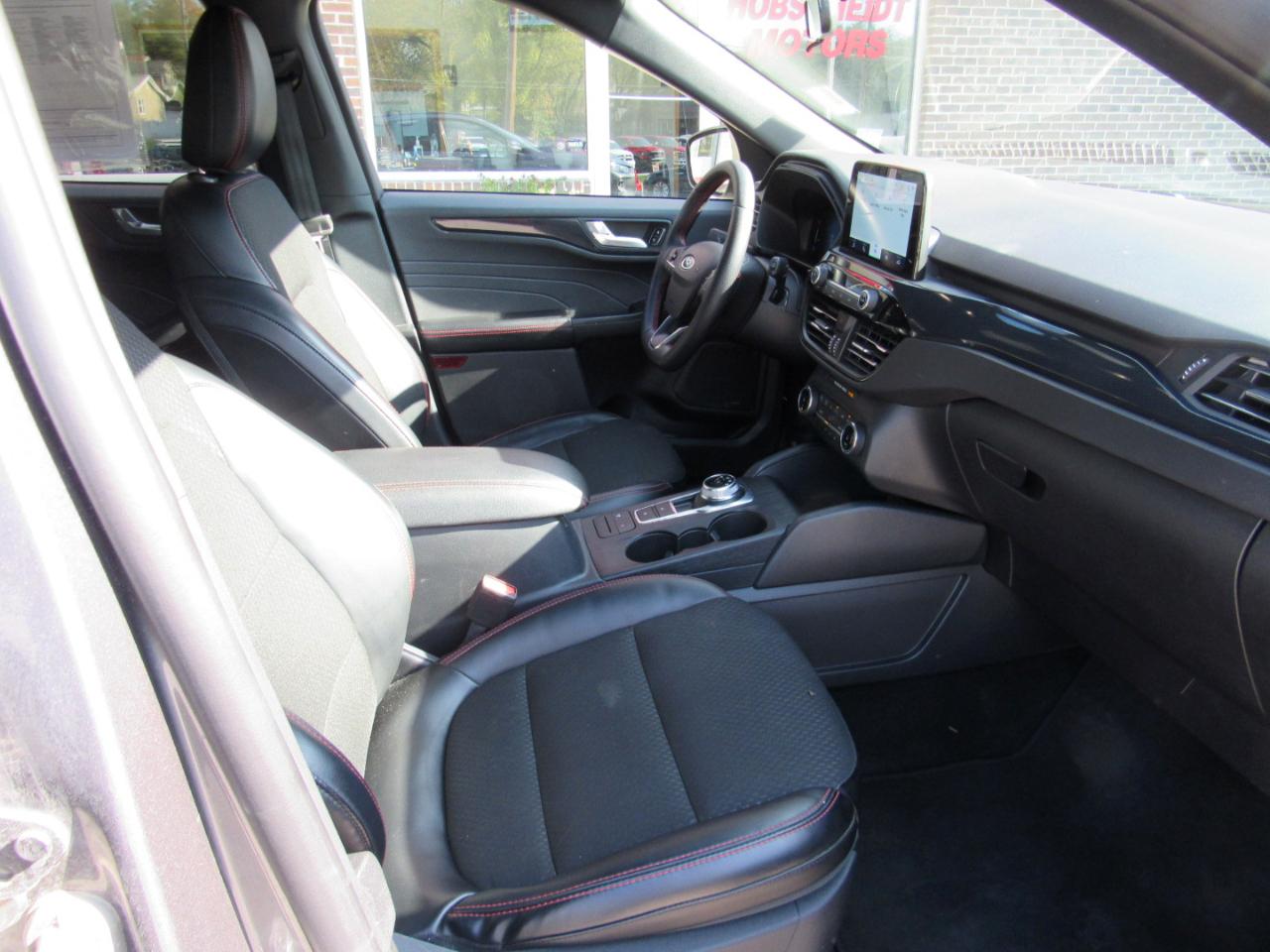 Ford Escape ST-Line Select AWD 2025