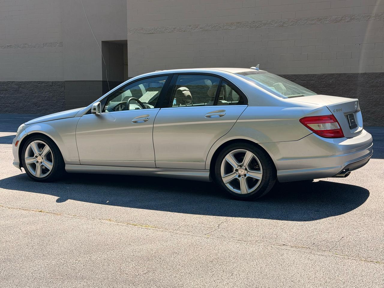 Mercedes-Benz C-Class C300 Sport Sedan 2011