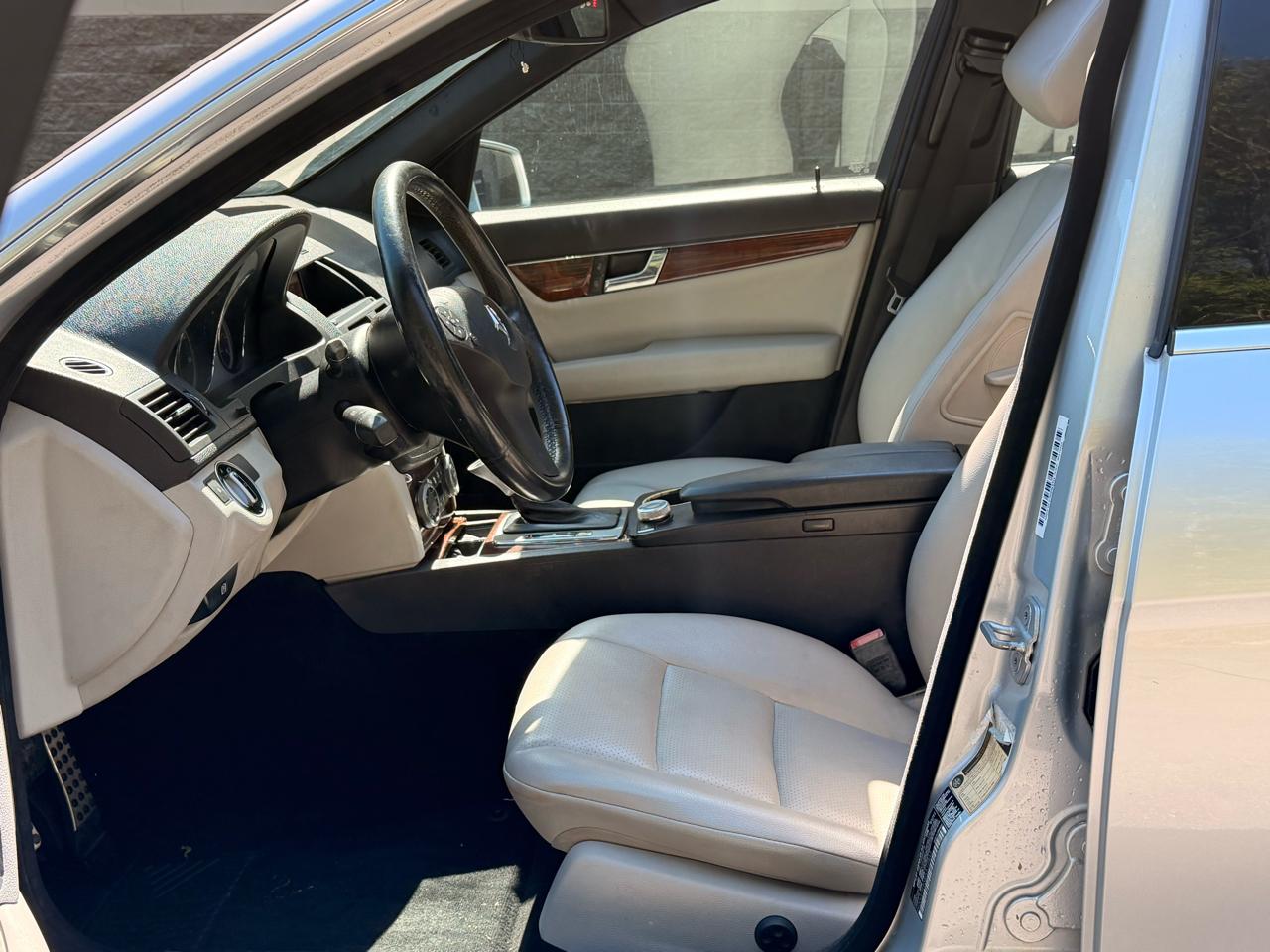 Mercedes-Benz C-Class C300 Sport Sedan 2011