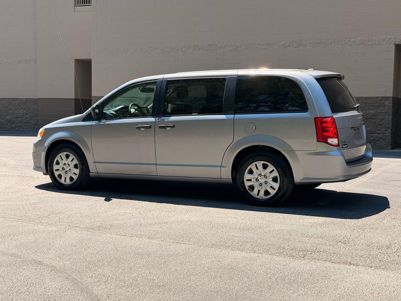 Dodge Grand Caravan SE 2020
