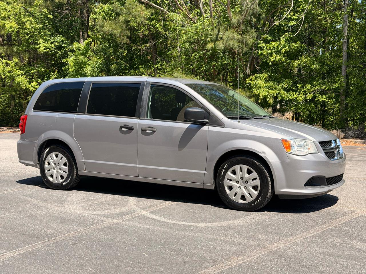 Dodge Grand Caravan SE 2020