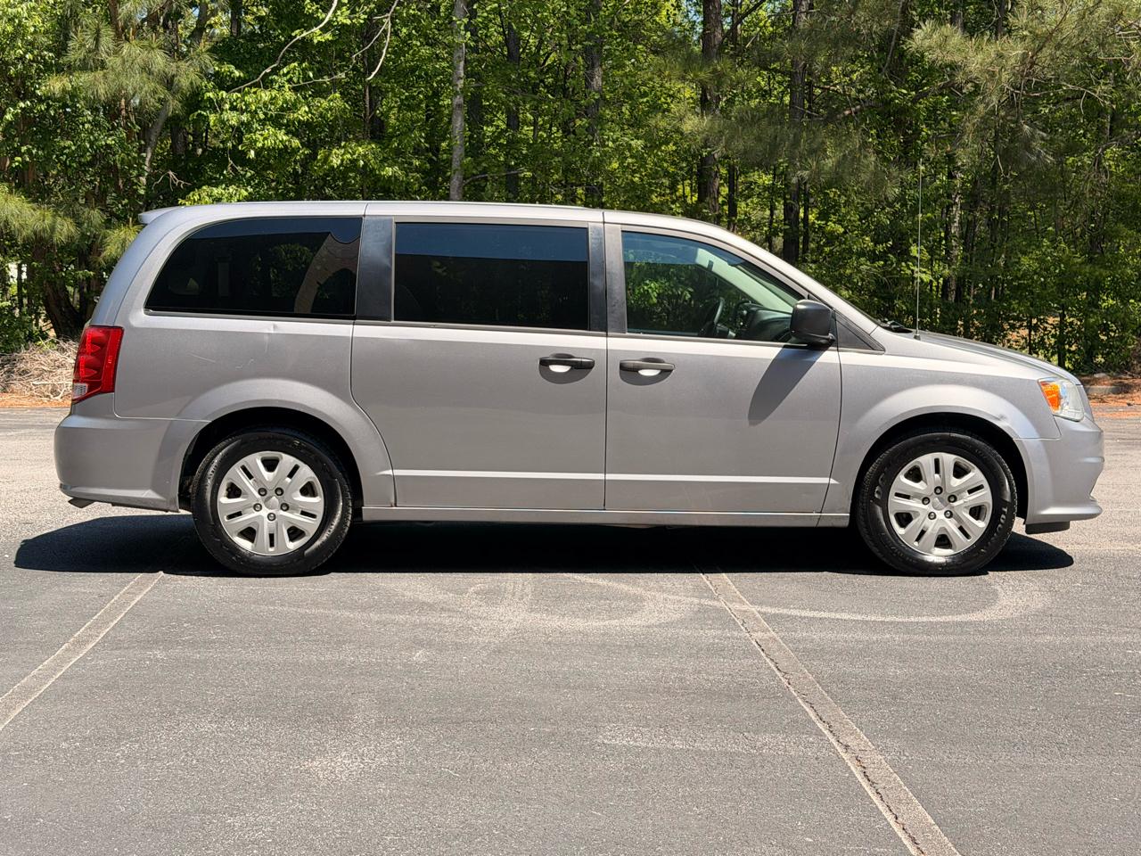 Dodge Grand Caravan SE 2020