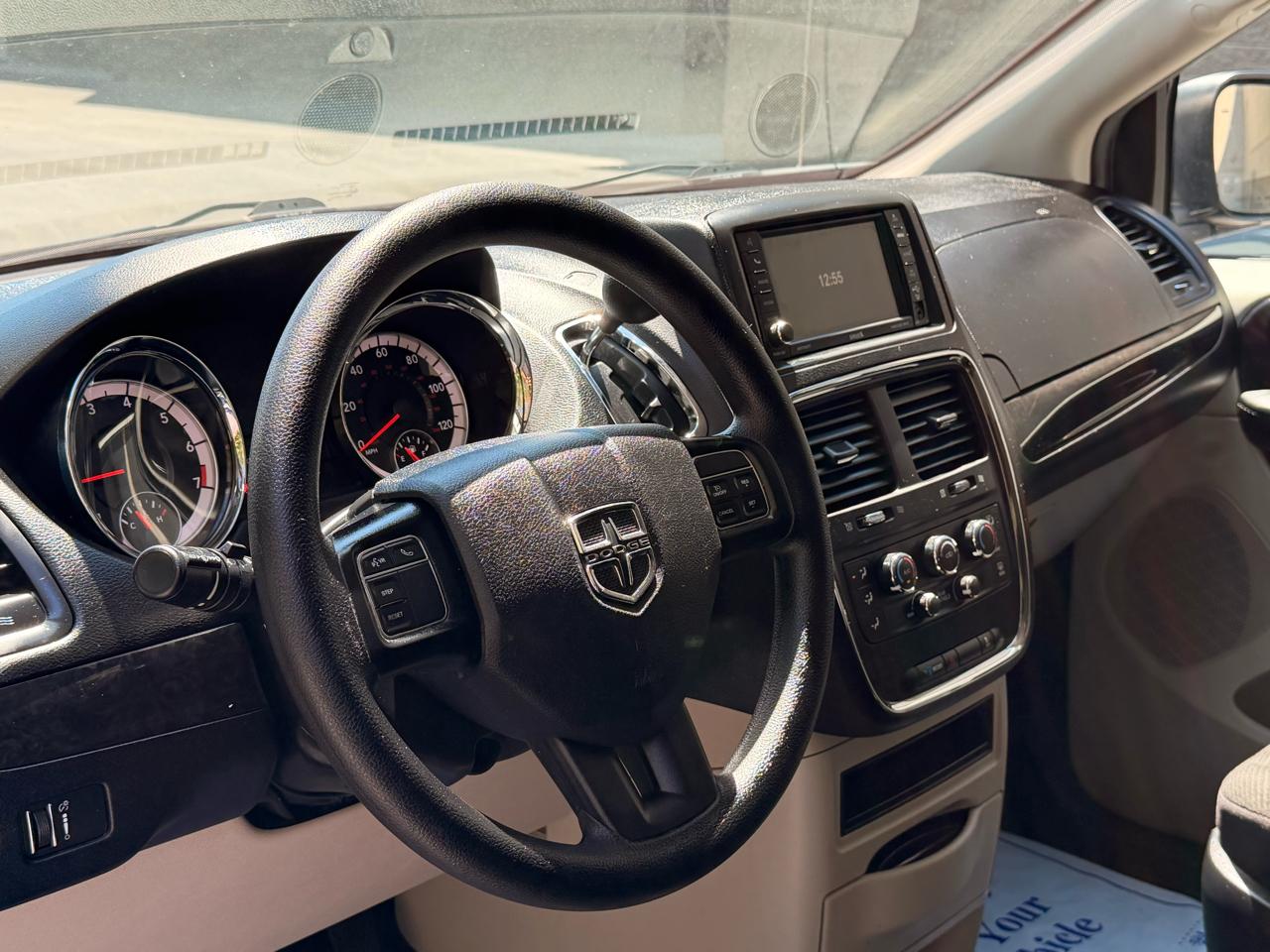 Dodge Grand Caravan SE 2020