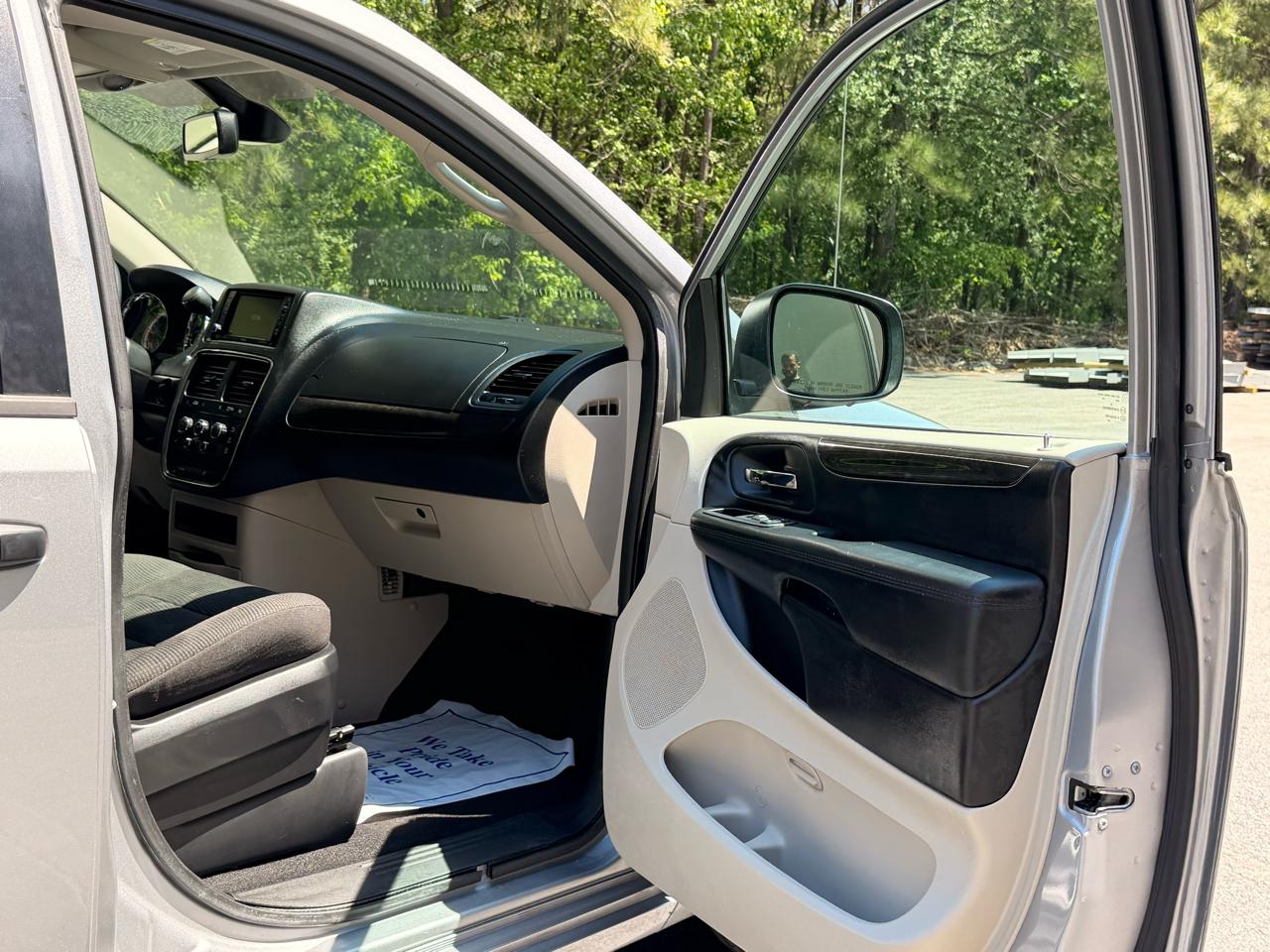 Dodge Grand Caravan SE 2020