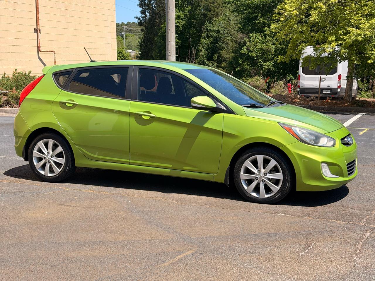 Hyundai Accent SE 5-Door 2013