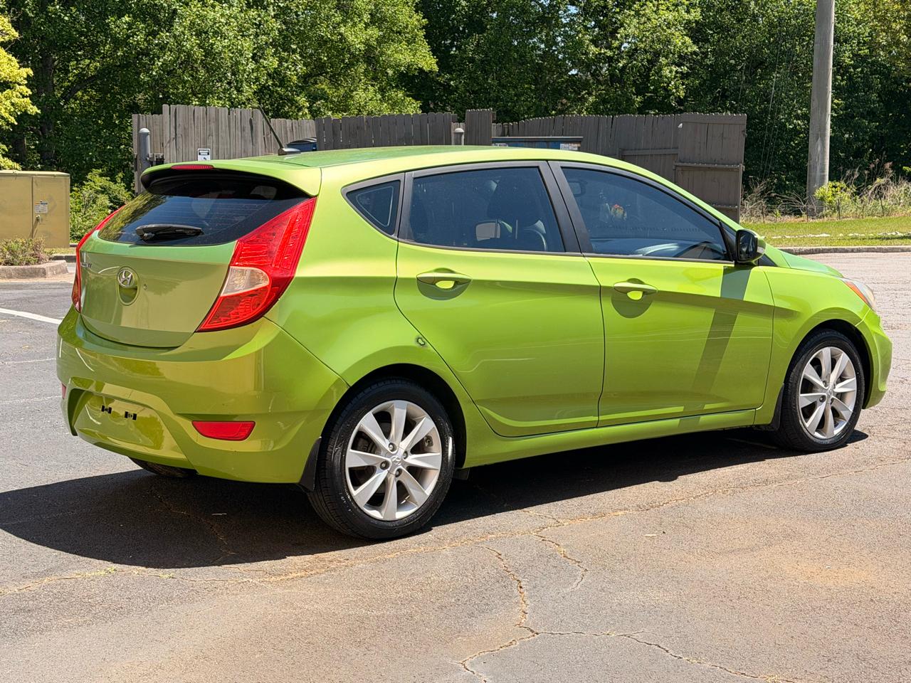 Hyundai Accent SE 5-Door 2013