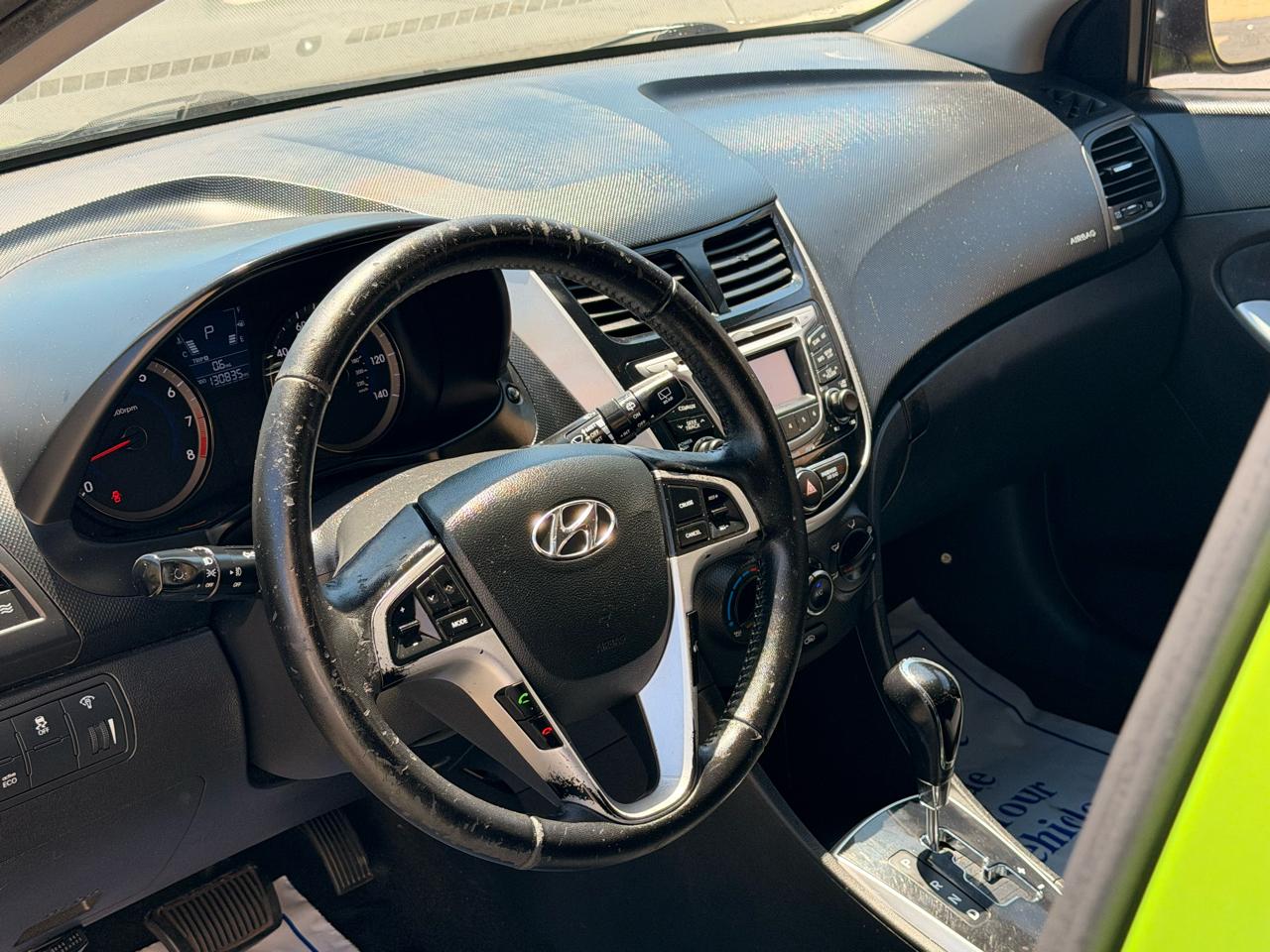 Hyundai Accent SE 5-Door 2013