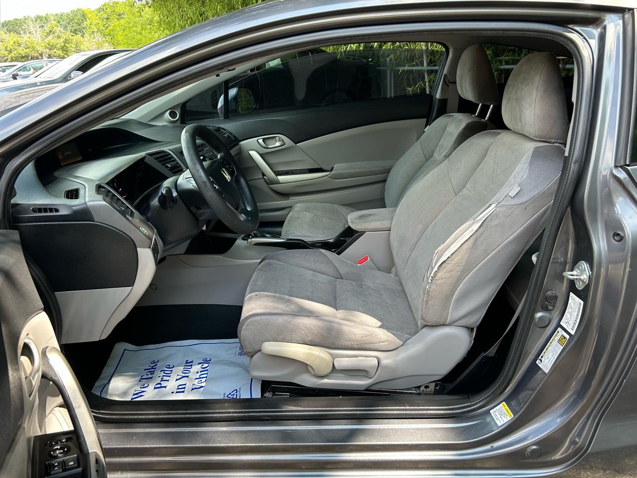 Honda Civic LX Coupe 5-Speed AT 2012