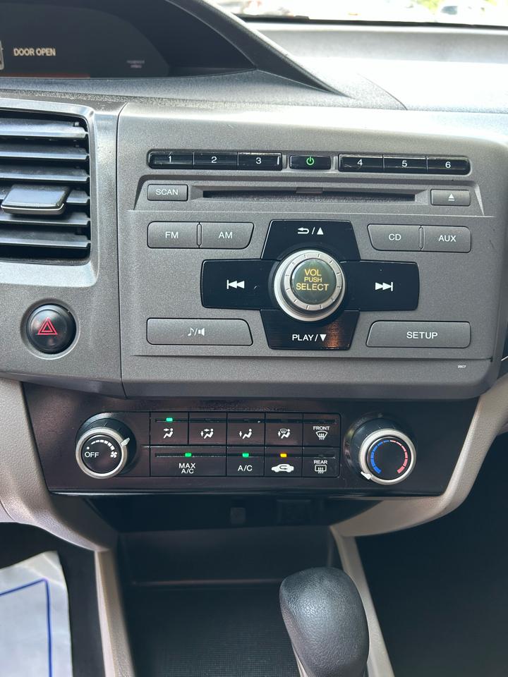 Honda Civic LX Coupe 5-Speed AT 2012