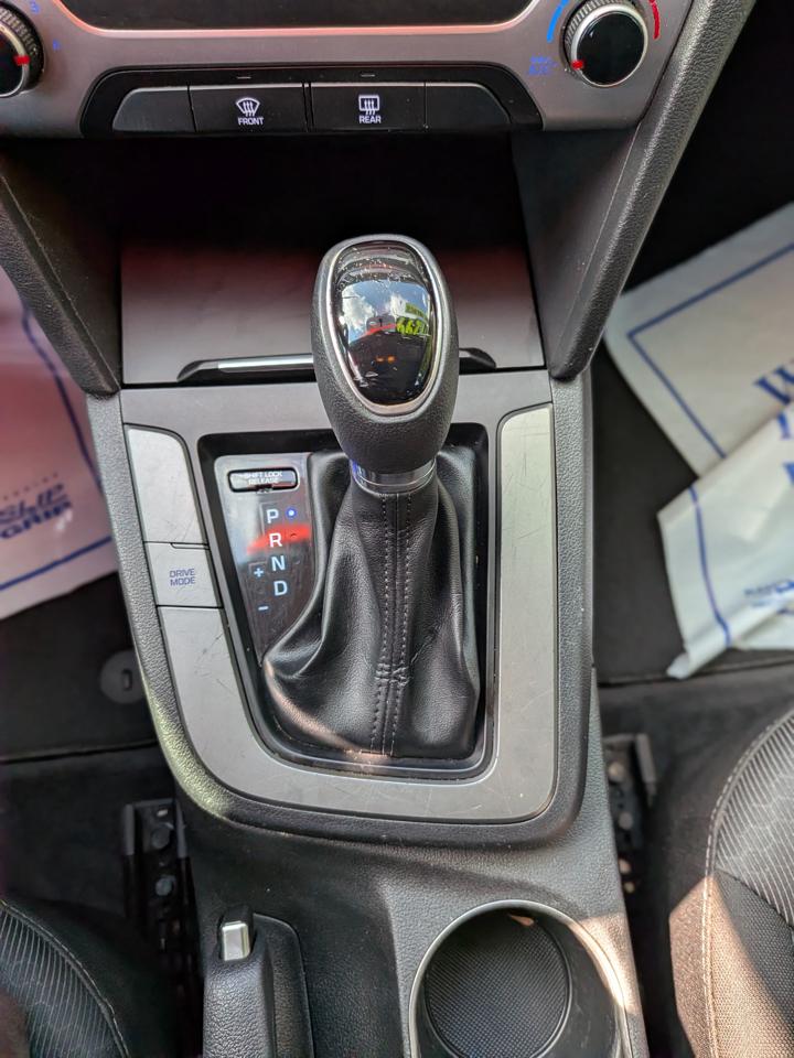Hyundai Elantra Limited 2018