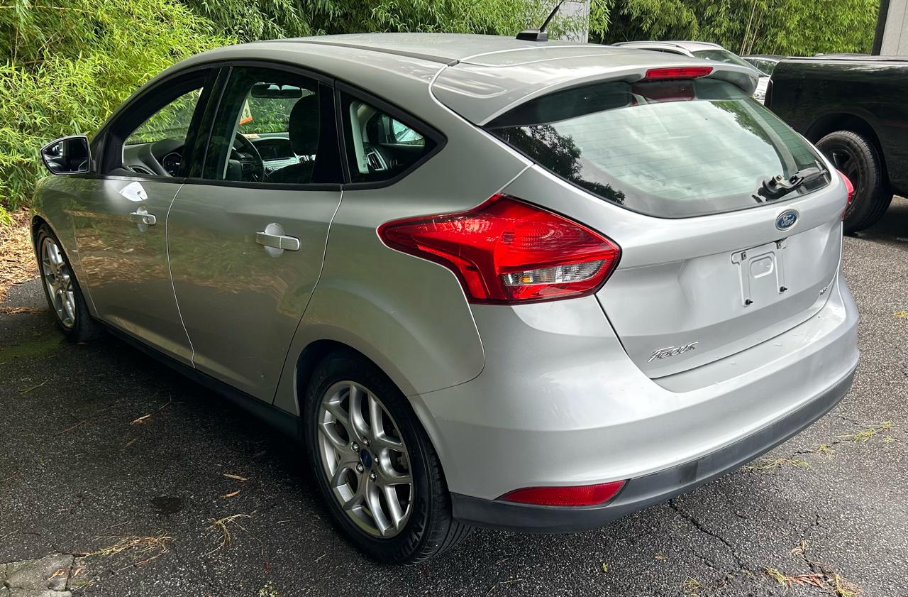 Ford Focus SE Hatch 2015