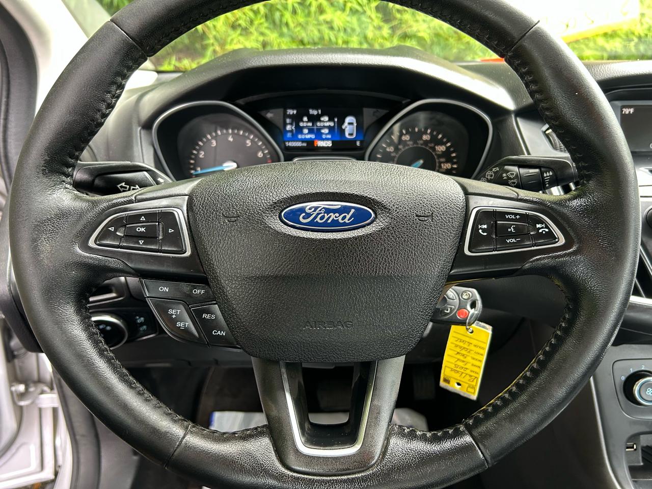 Ford Focus SE Hatch 2015