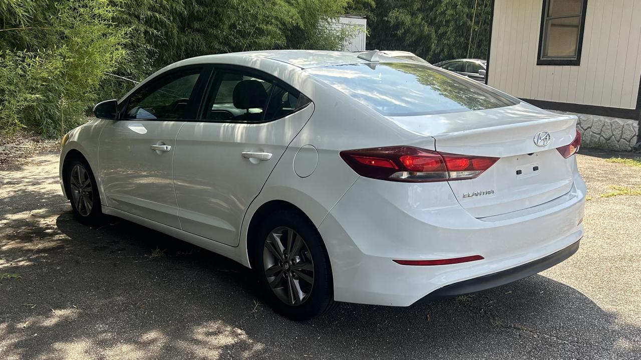 Hyundai Elantra Limited 2018