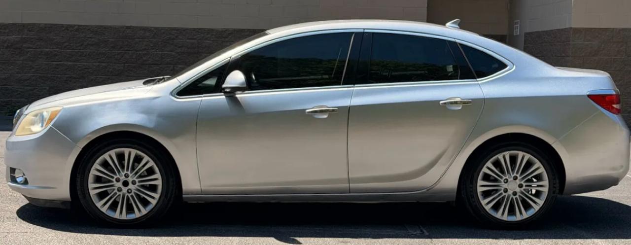 Buick Verano Base 2013