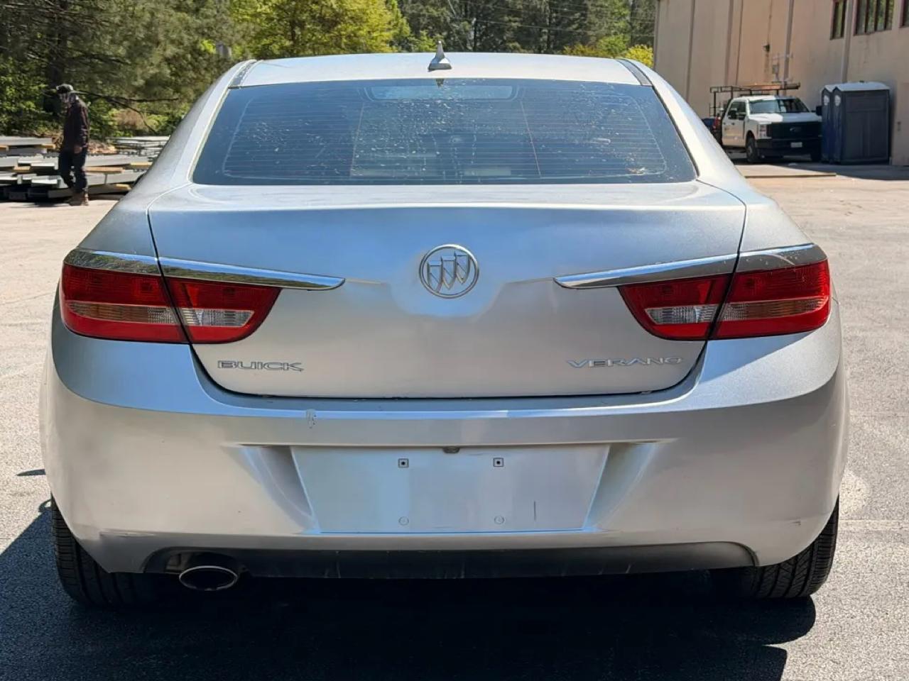 Buick Verano Base 2013