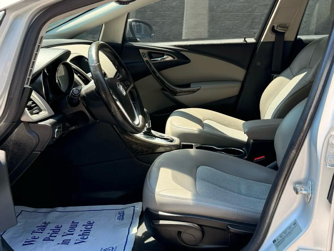 Buick Verano Base 2013