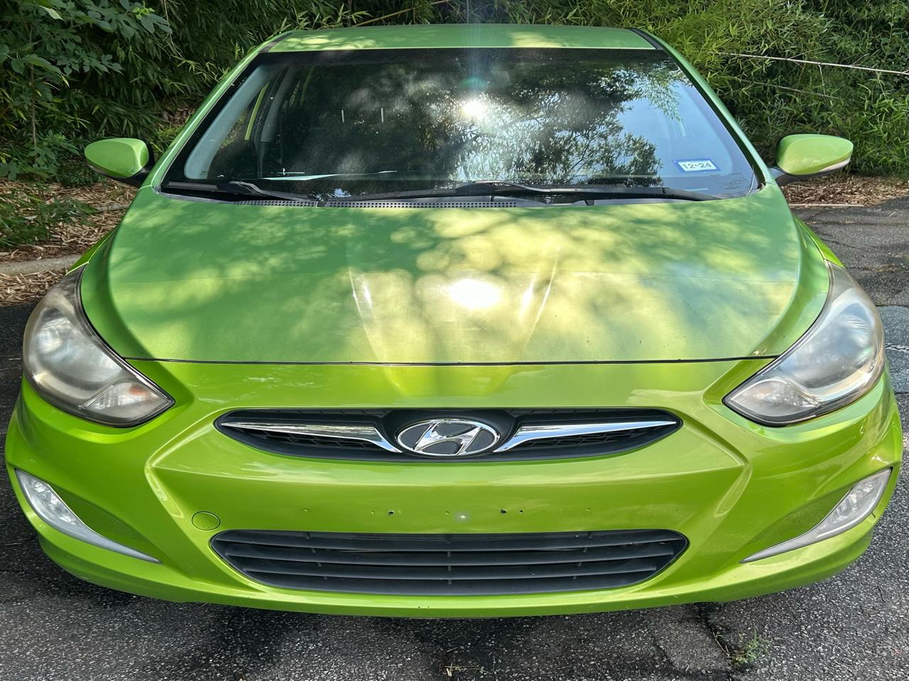 Hyundai Accent SE 5-Door 2013