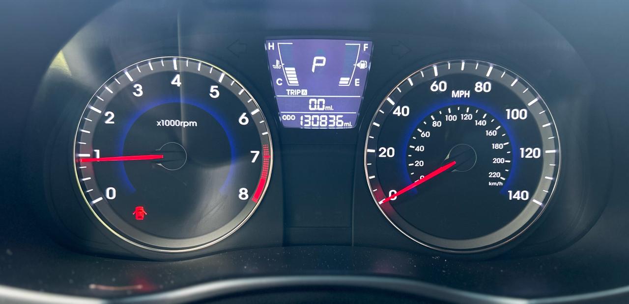 Hyundai Accent SE 5-Door 2013
