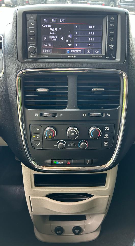 Dodge Grand Caravan SE 2020