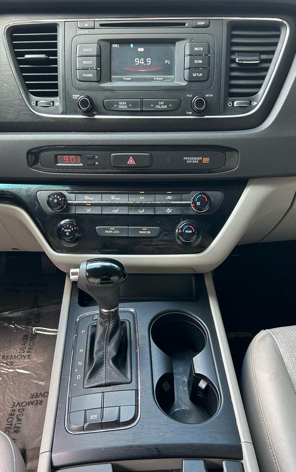 Kia Sedona LX 2017