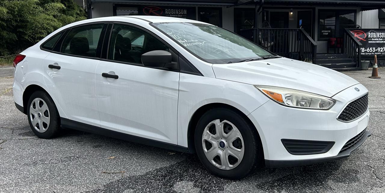 2017 Ford Focus S - Photo 8