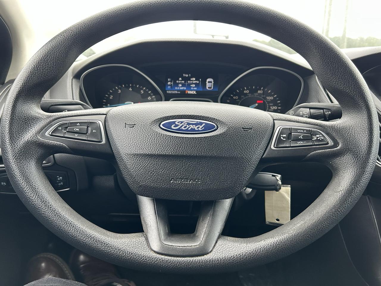2017 Ford Focus S - Photo 16