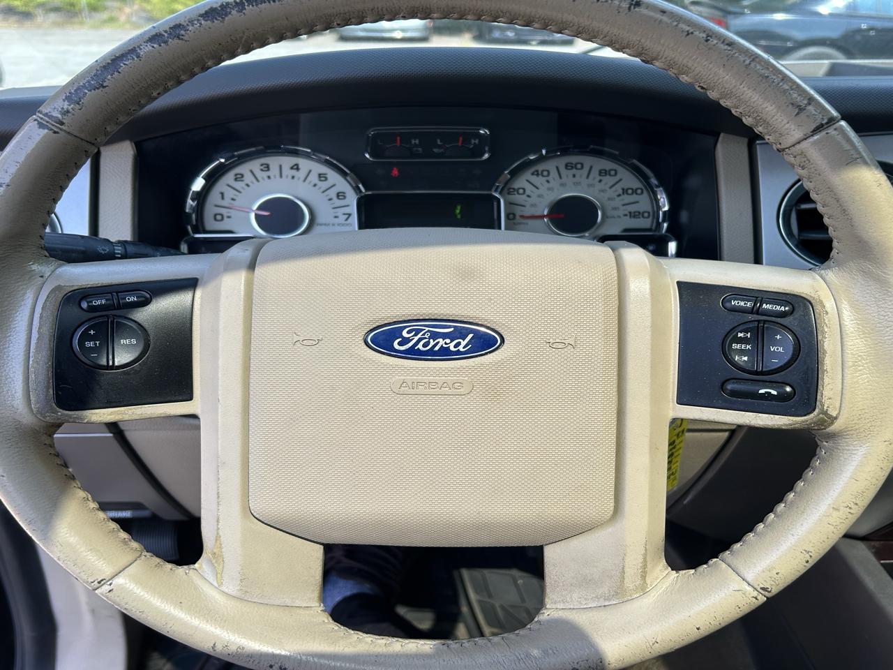 Ford Expedition King Ranch 2WD 2013