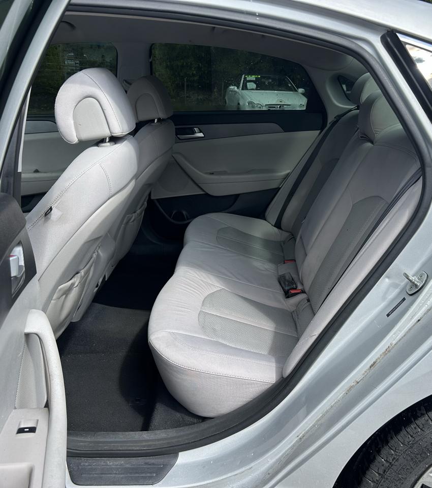 Hyundai Sonata SE 2015
