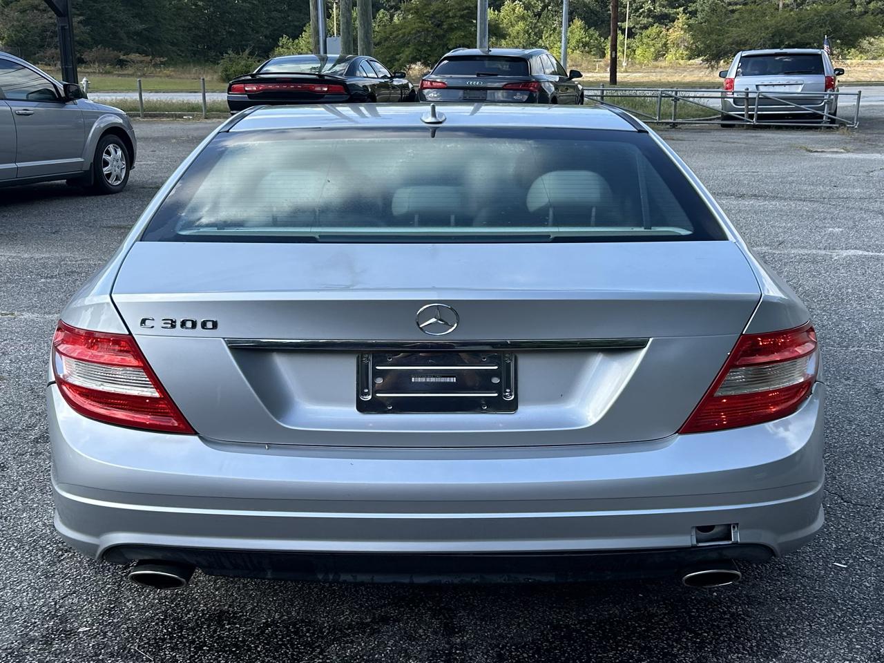 Mercedes-Benz C-Class C300 Luxury Sedan 2011