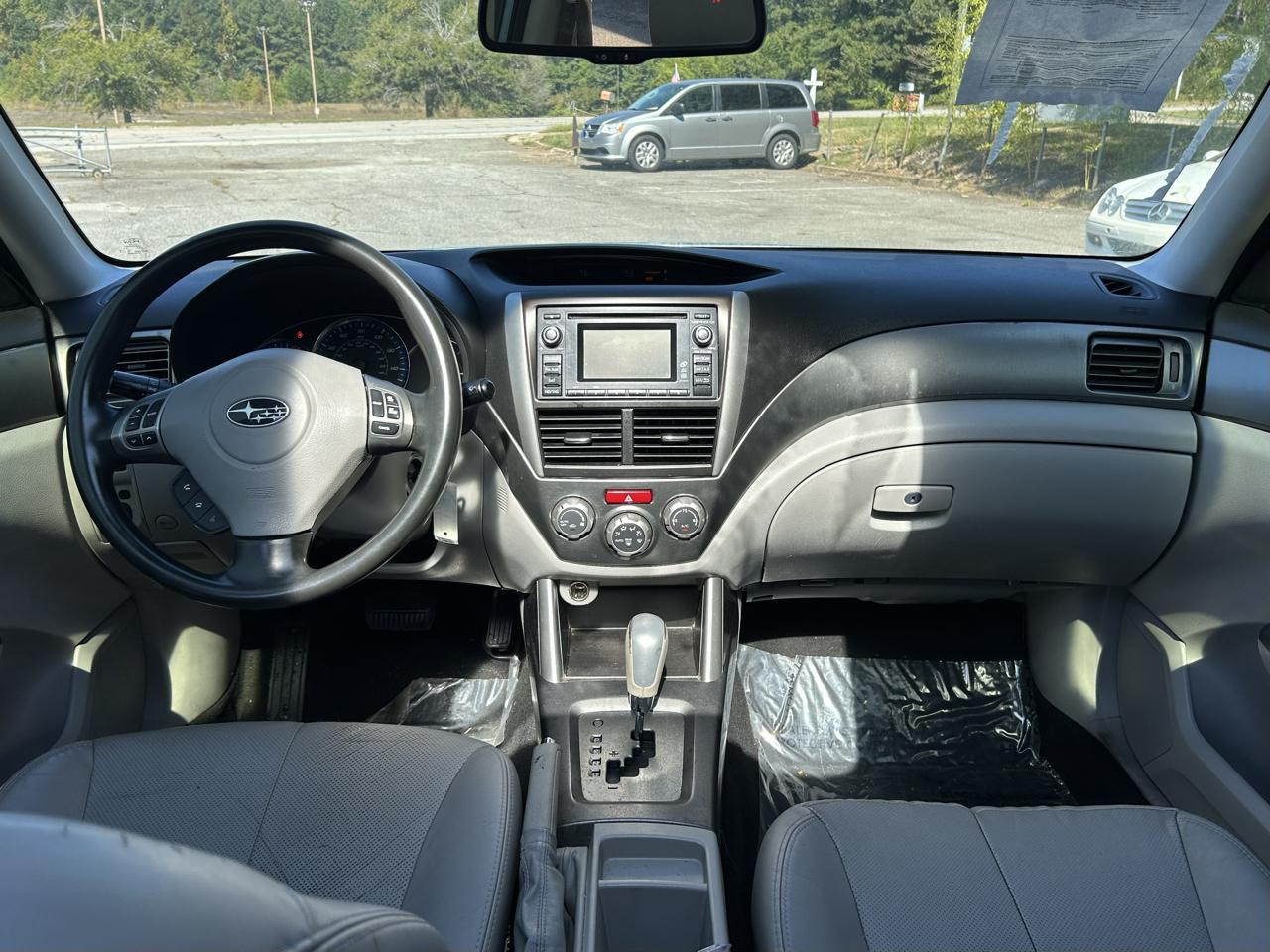Subaru Forester 2.5X Limited 2012