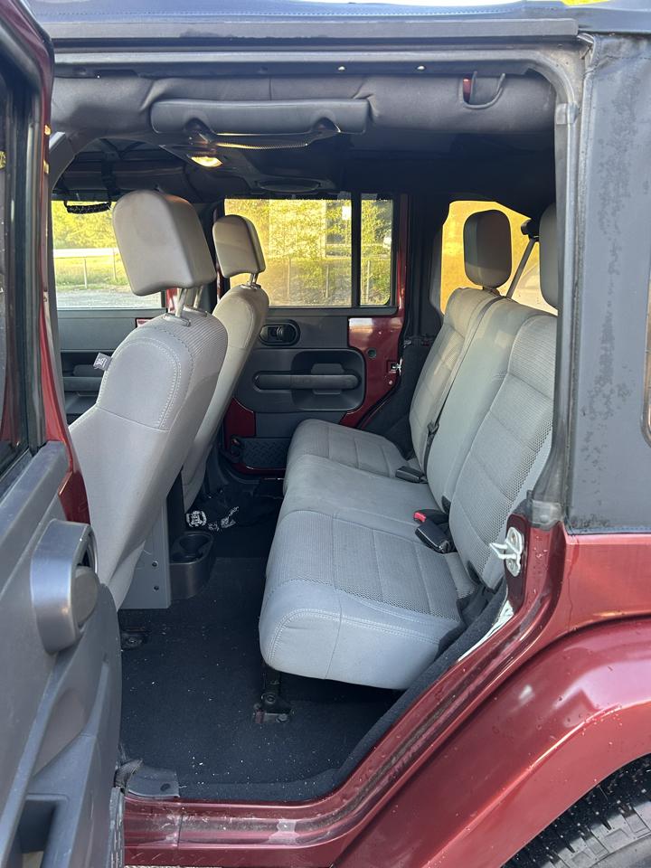 Jeep Wrangler Unlimited Sahara 2WD 2007