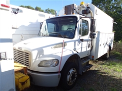 2010 Freightliner M2 106 