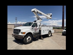 2003 Ford F-750 